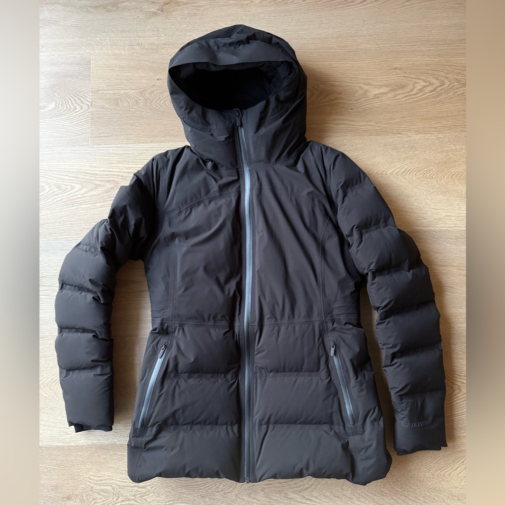 Lululemon Sleet Street Jacket, Size 10